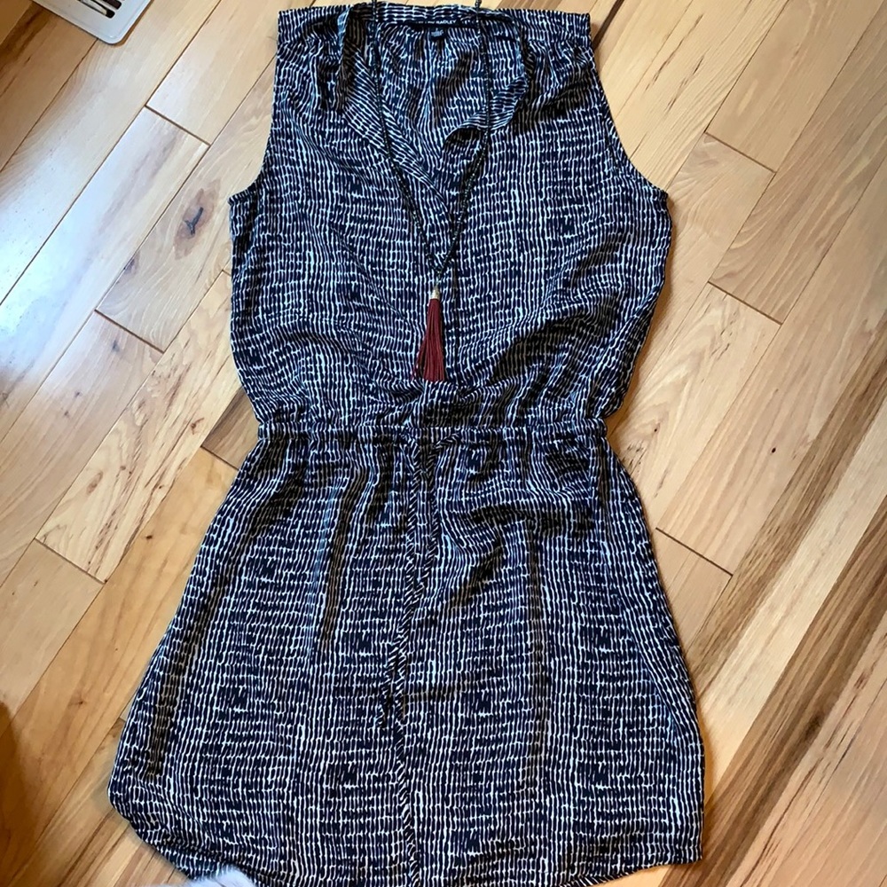 Size 2Hilary Radley DARK navy/black pattern dress